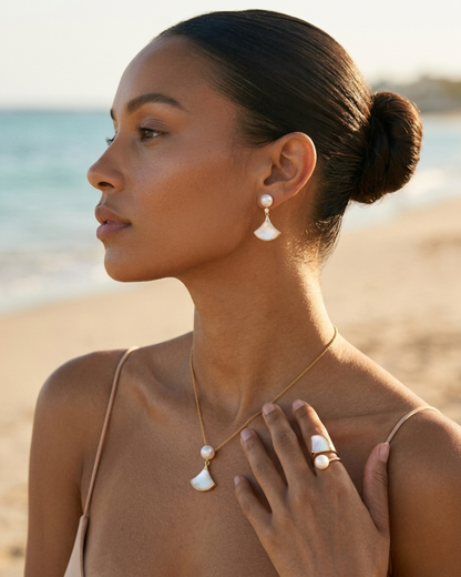 Mother-of-Pearl Fan Gold-Plated Jewellery Set
