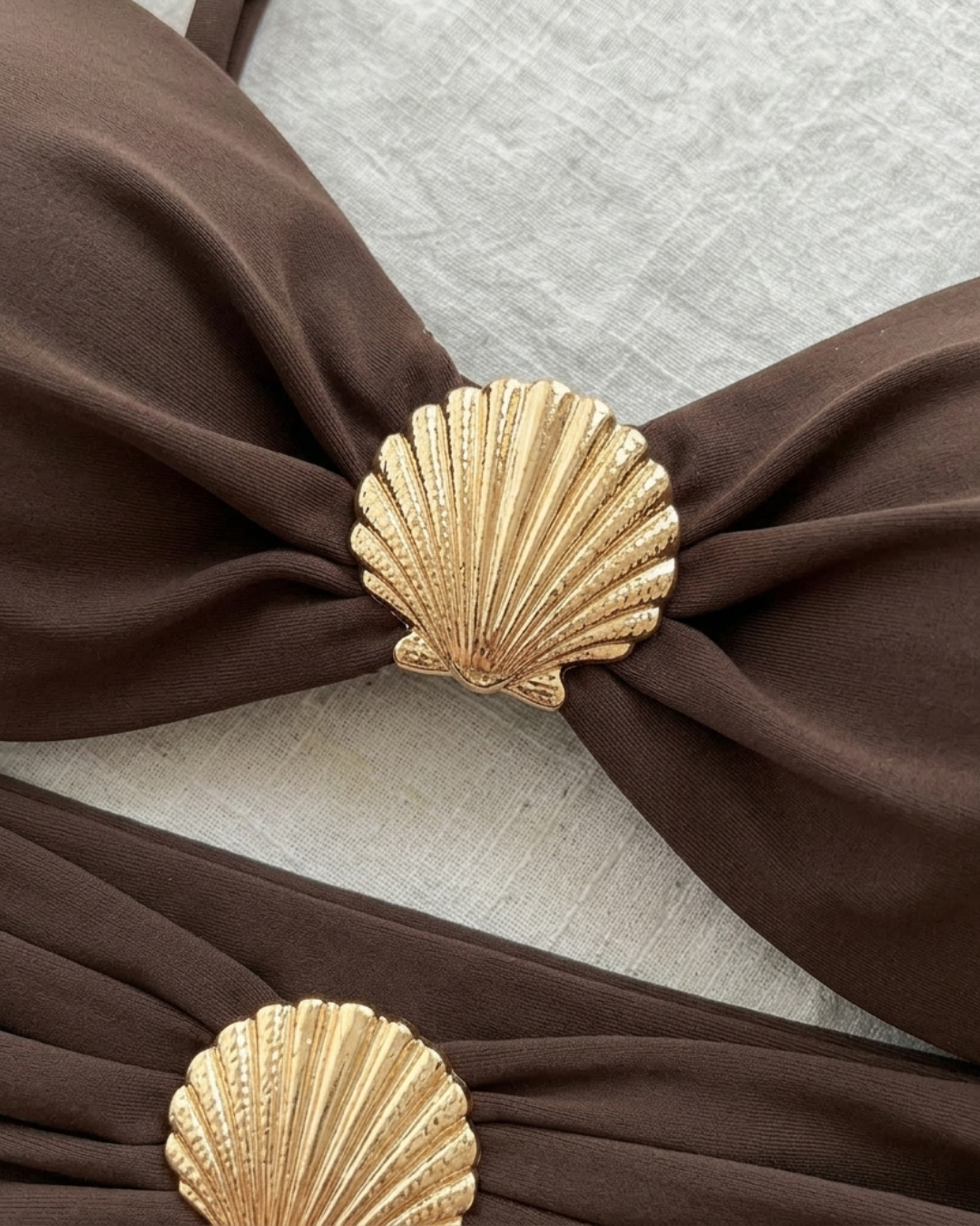Bikini terra dorée