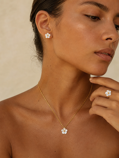 Mother-of-Pearl Flower Set